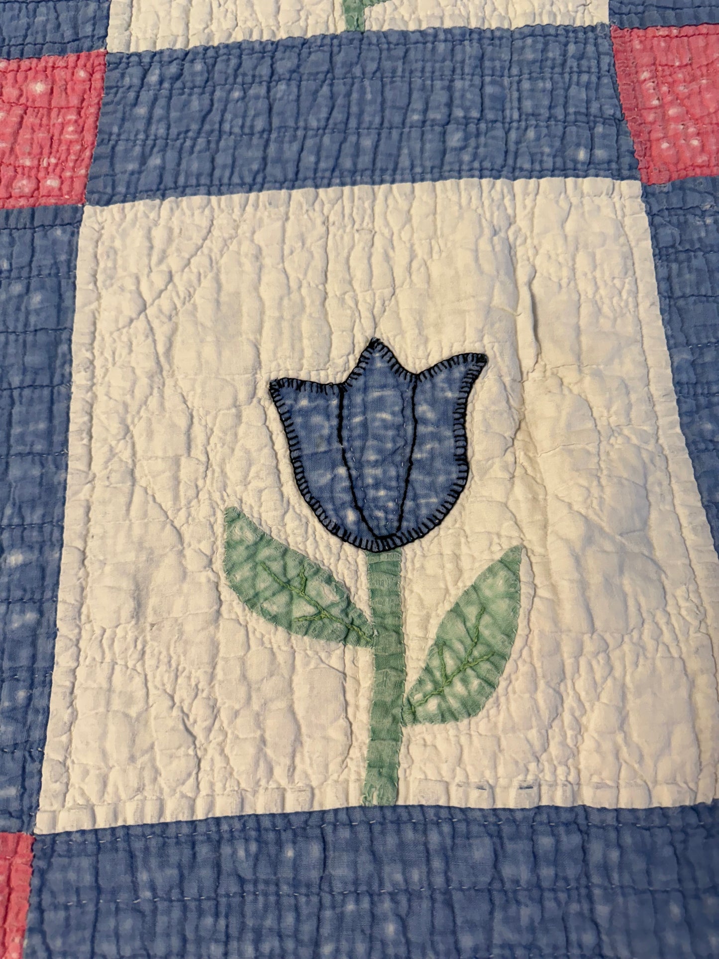 Vintage Tulip Cutter Quilt