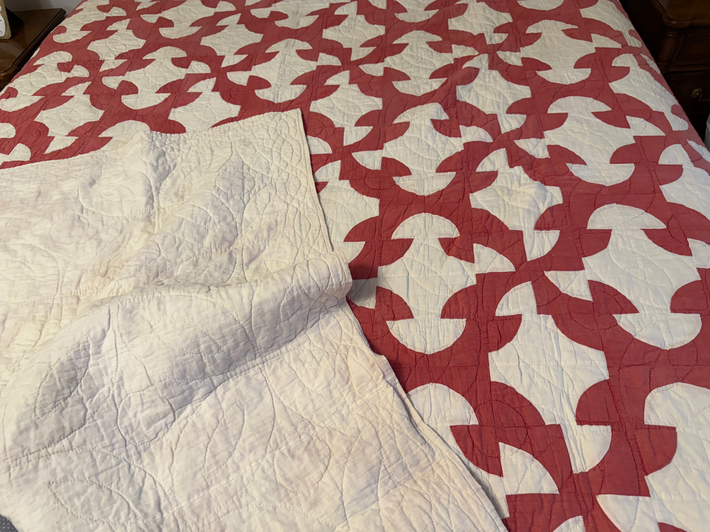 Vintage Red and White Drunkards Path Quilt
