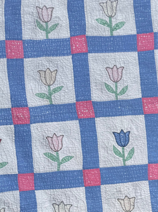 Vintage Tulip Cutter Quilt