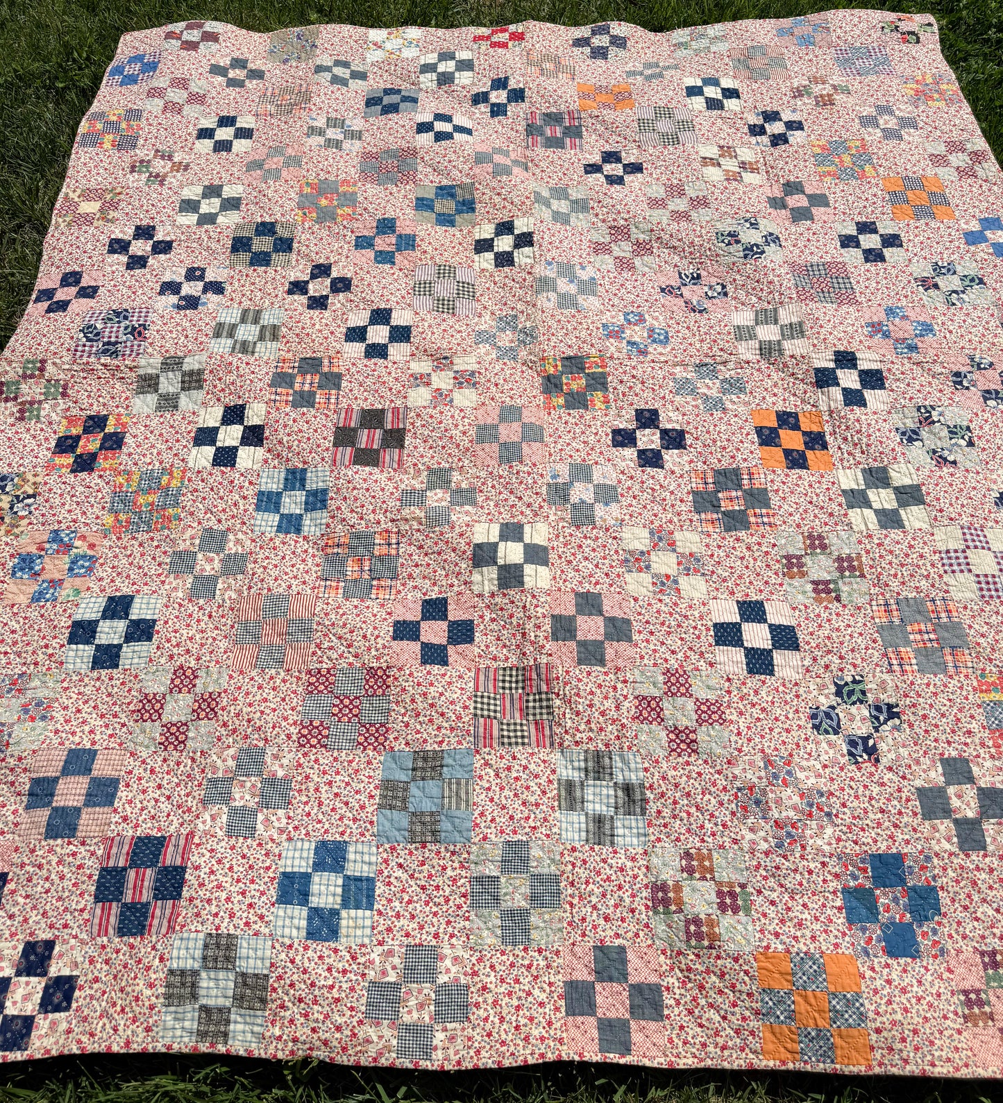 Vintage Red Floral Background Nine Patch Quilt