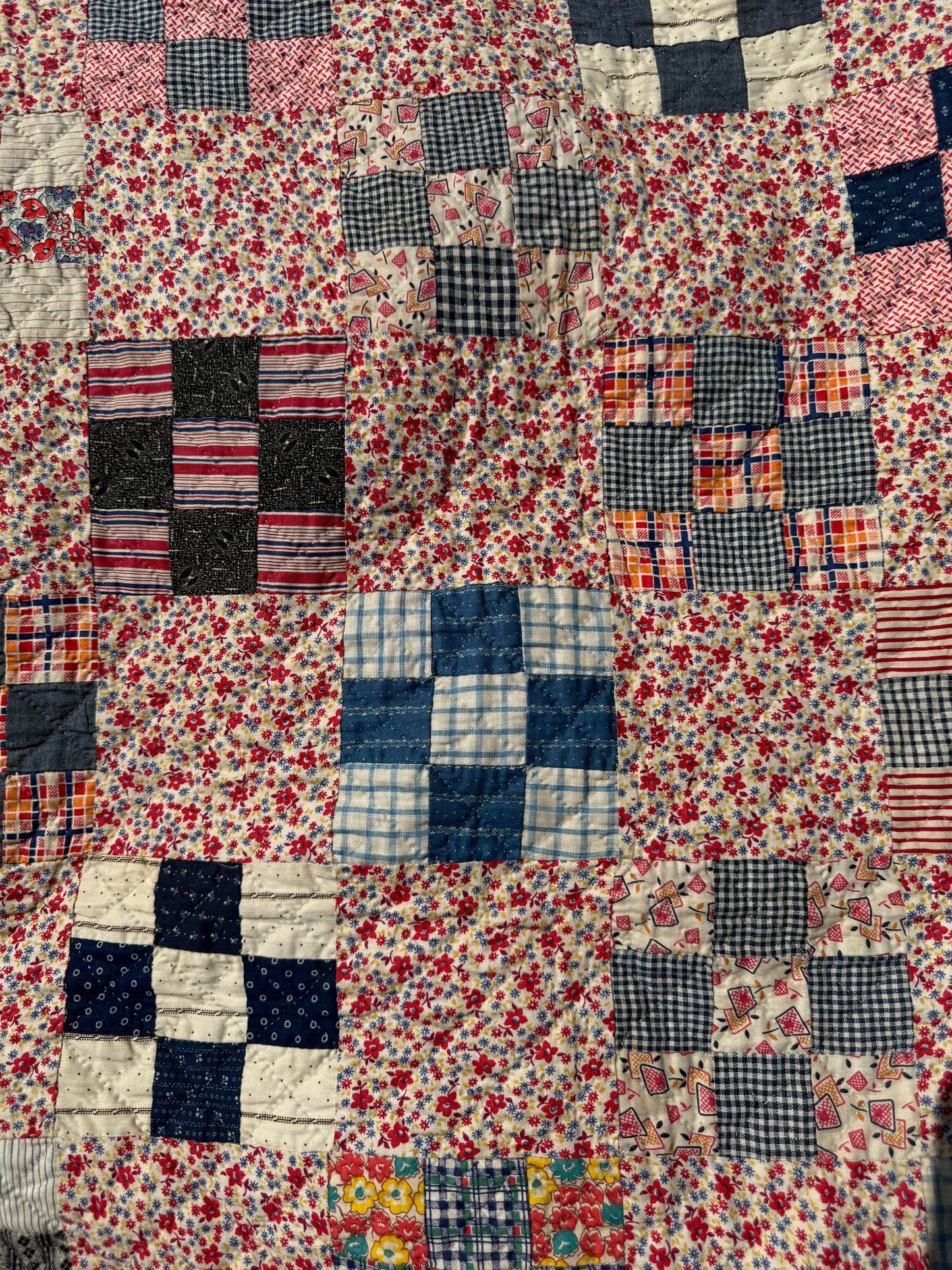 Vintage Red Floral Background Nine Patch Quilt