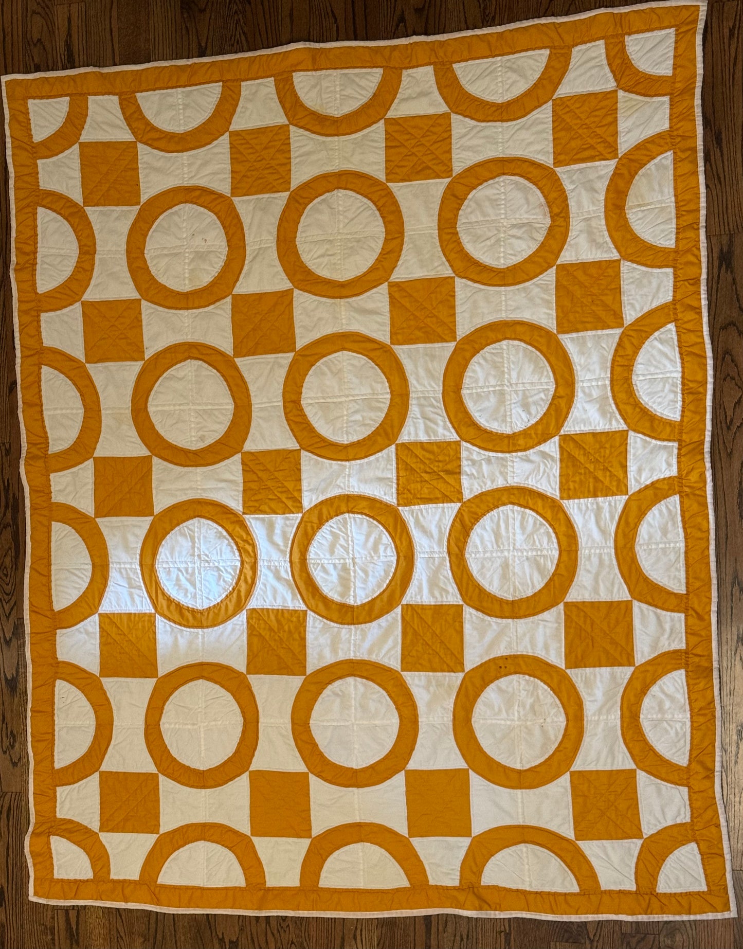 Yellow/ Gold Circles and Squares Cutter Quilt