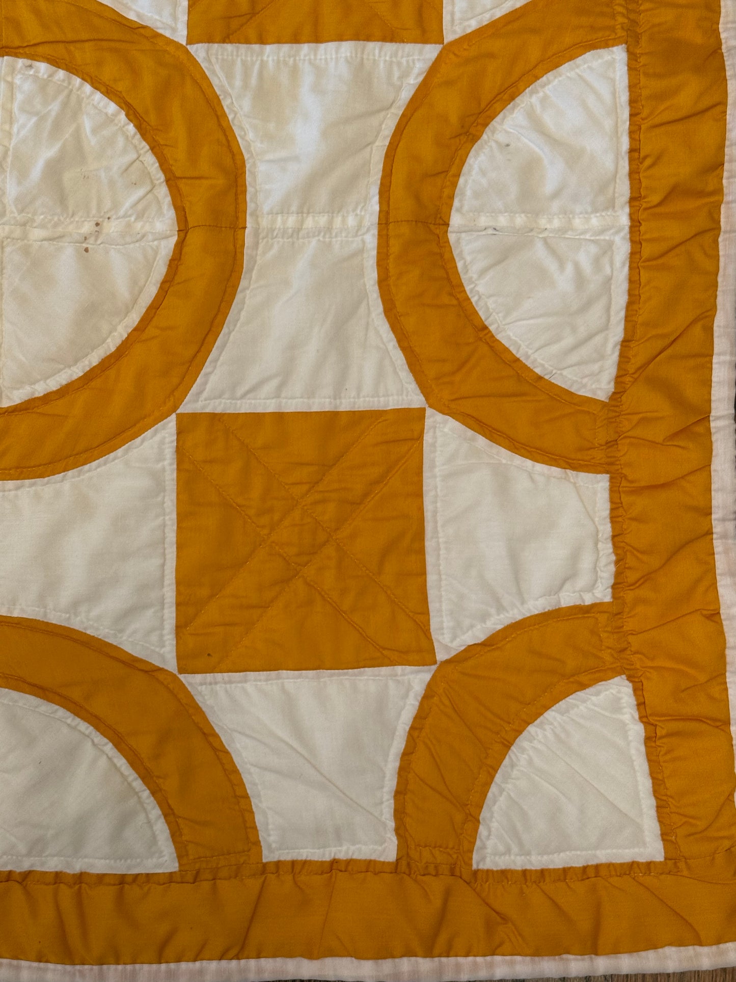 Yellow/ Gold Circles and Squares Cutter Quilt