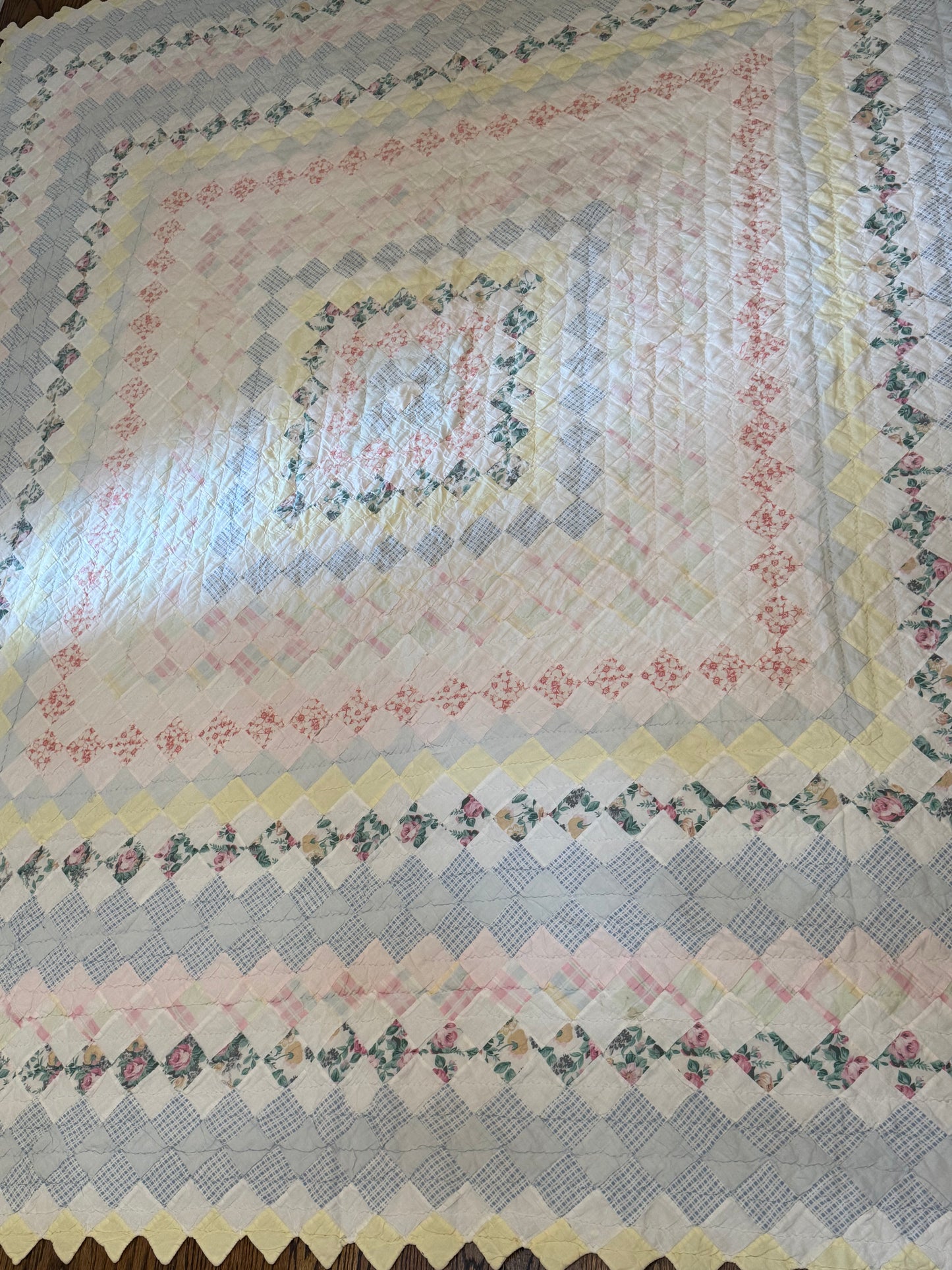 Vintage Trip Around the World Quilt