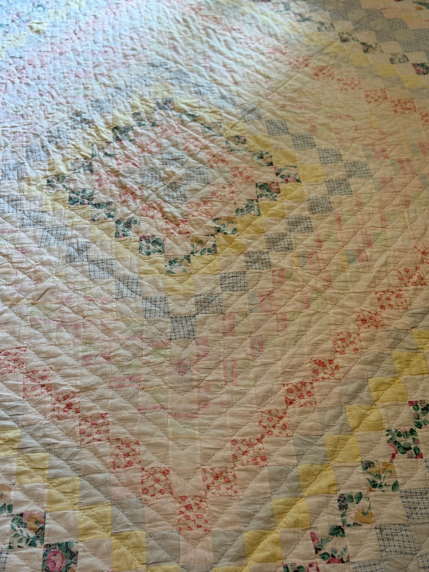 Vintage Trip Around the World Quilt
