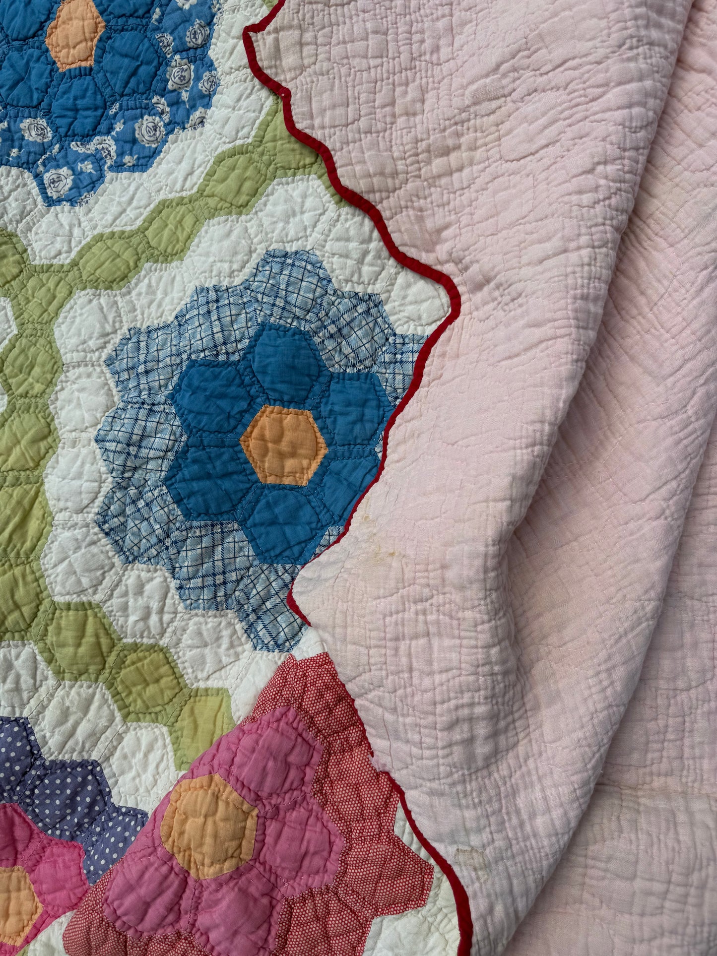 Vintage Grandmothers Flower Garden Quilt Large Flowers