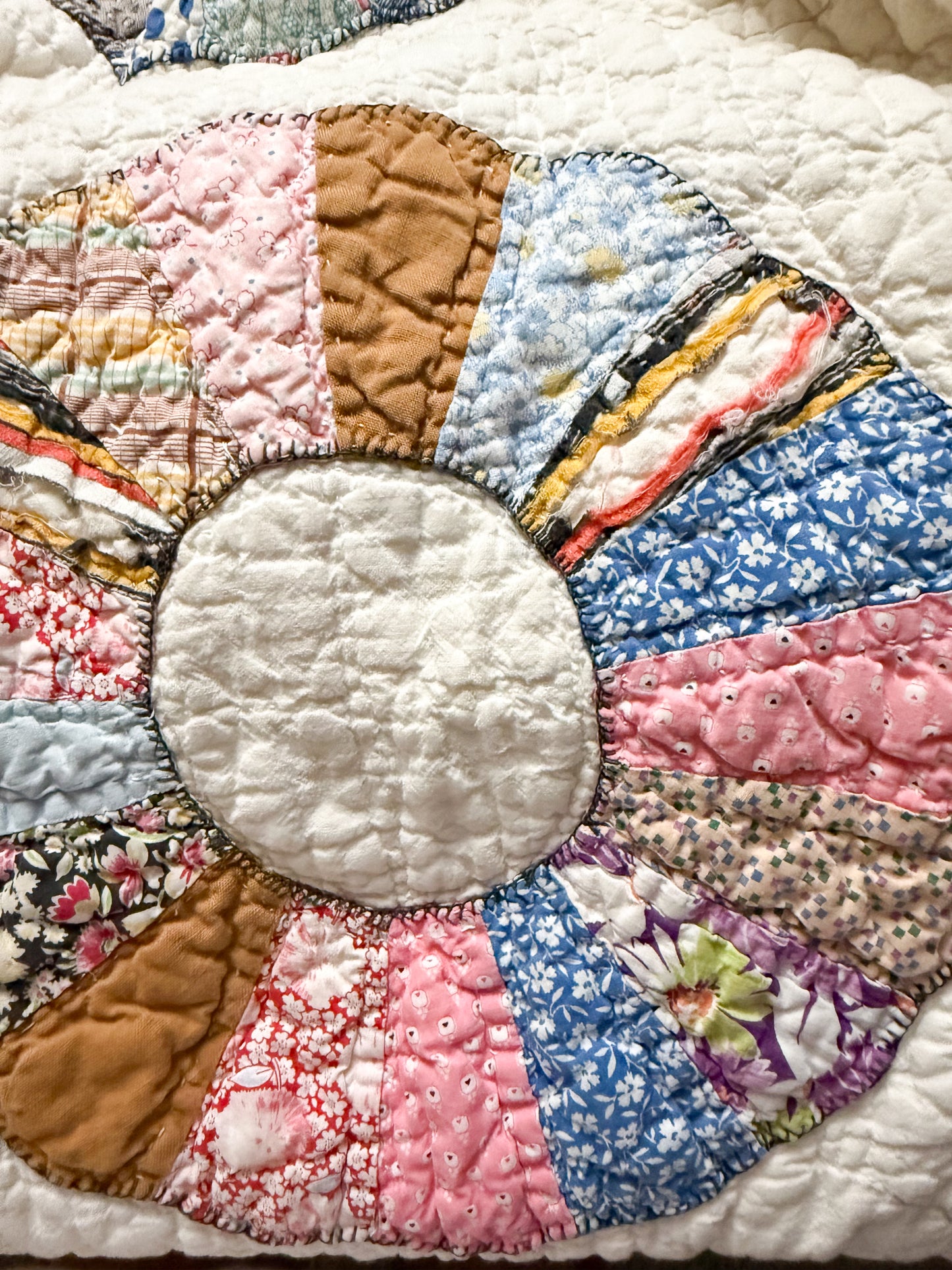 Vintage Dresden Plate Feedsack Quilt