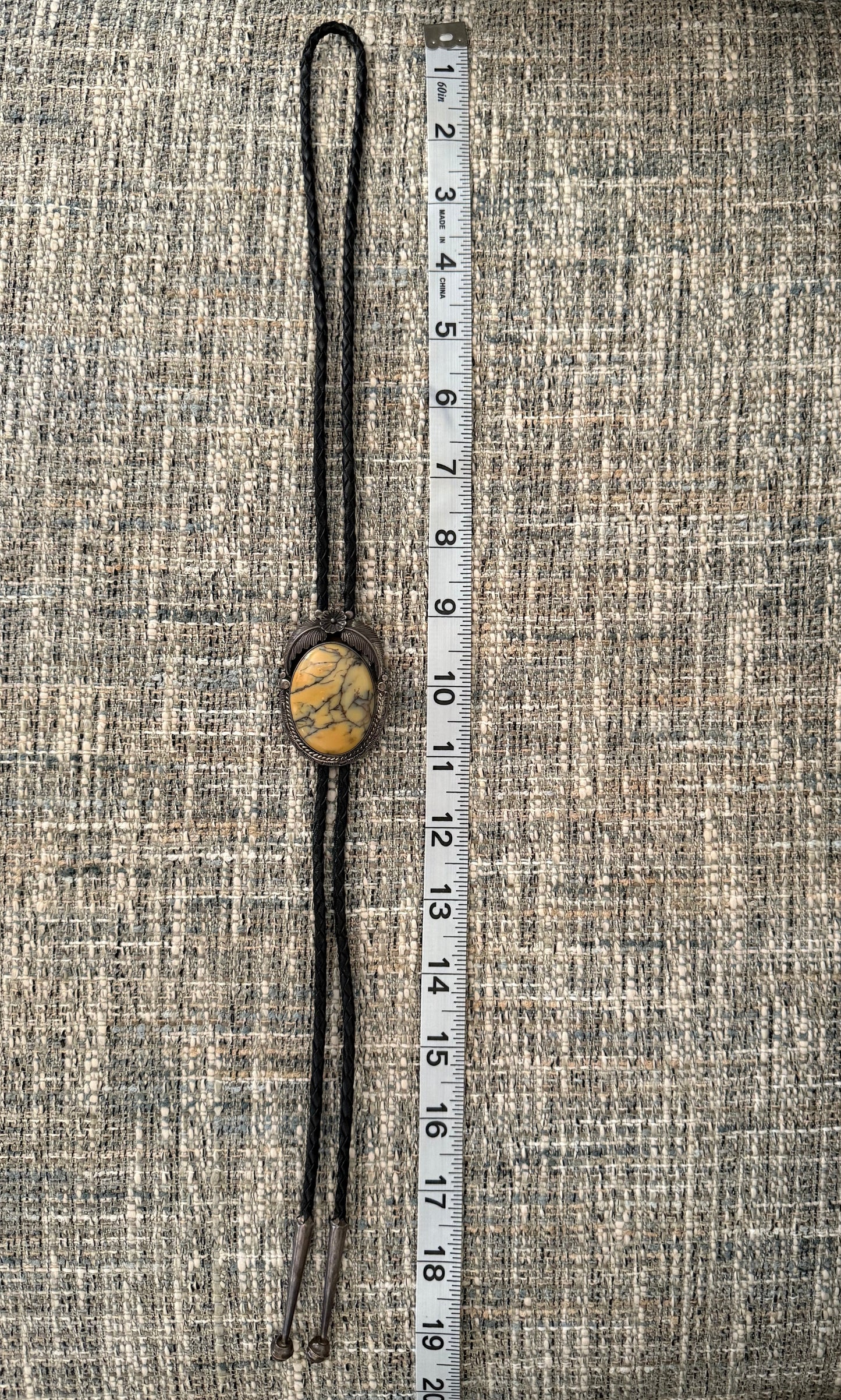 Vintage Sterling Yellow Agate Bolo Tie
