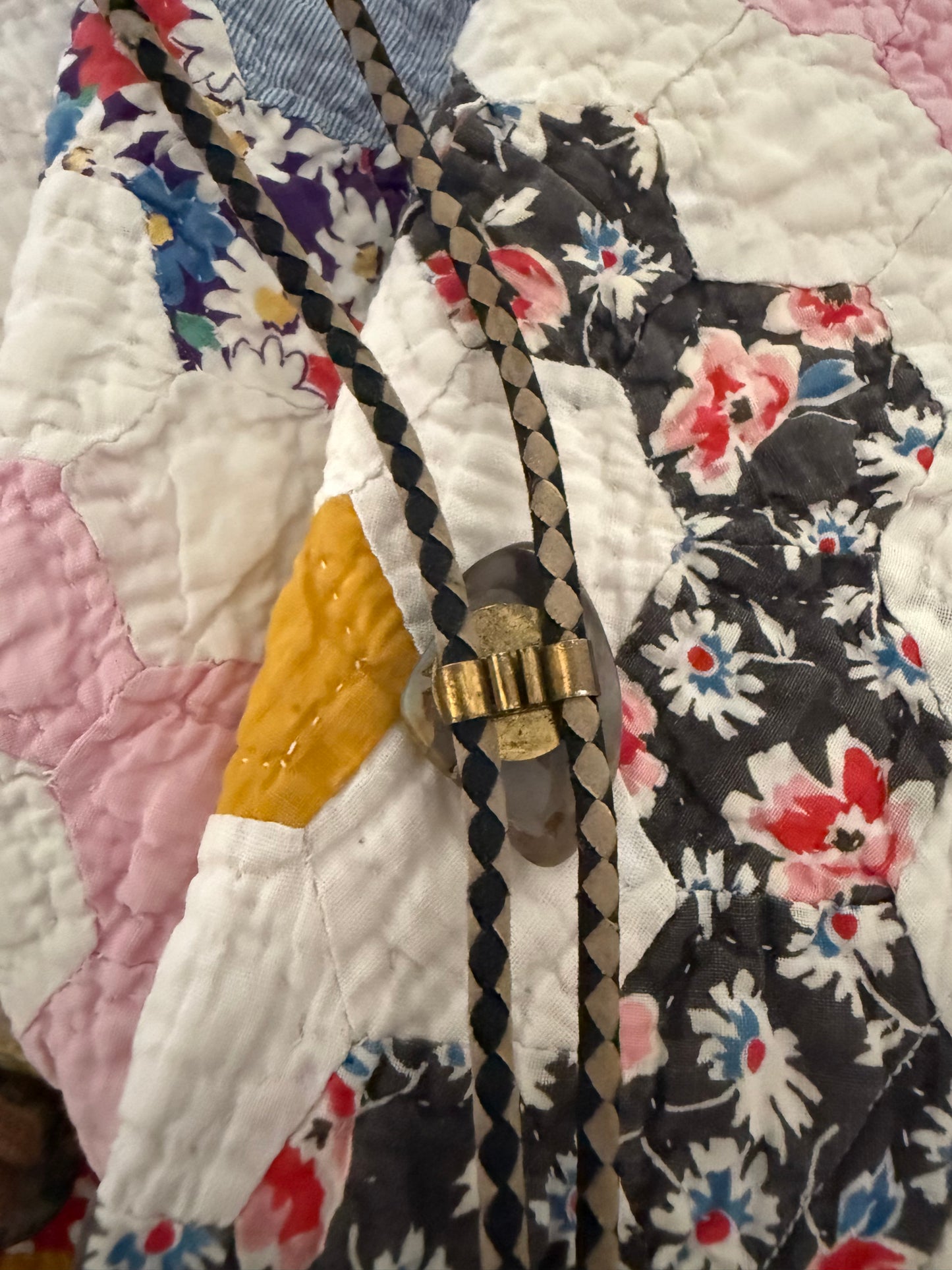 Vintage Smooth Stone Bolo Tie