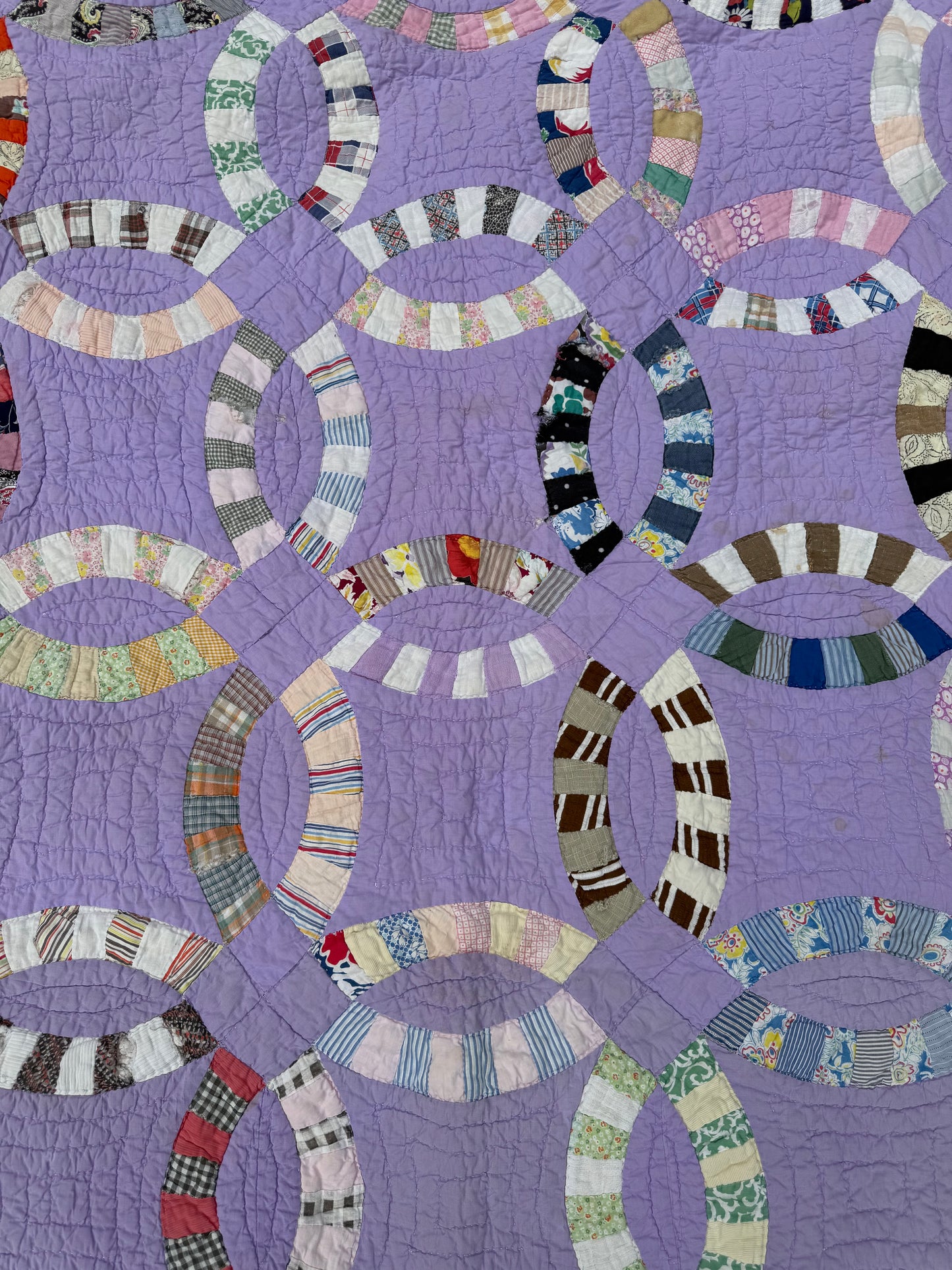 Vintage Lavender Wedding Ring Cutter Quilt