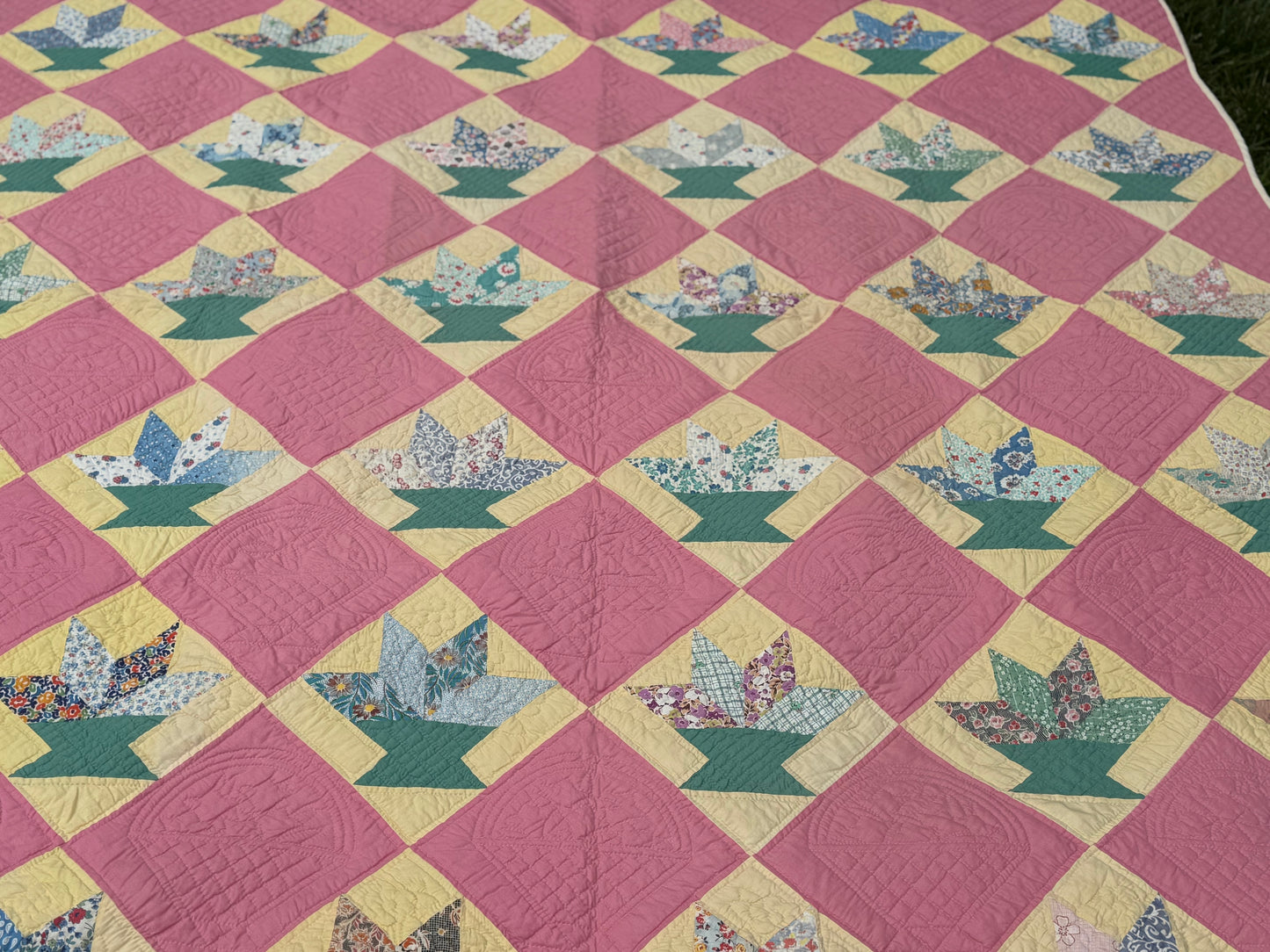 Vintage Cactus Basket Quilt