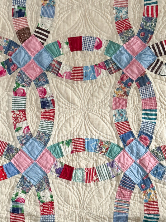 Vintage Double Wedding Ring Quilt