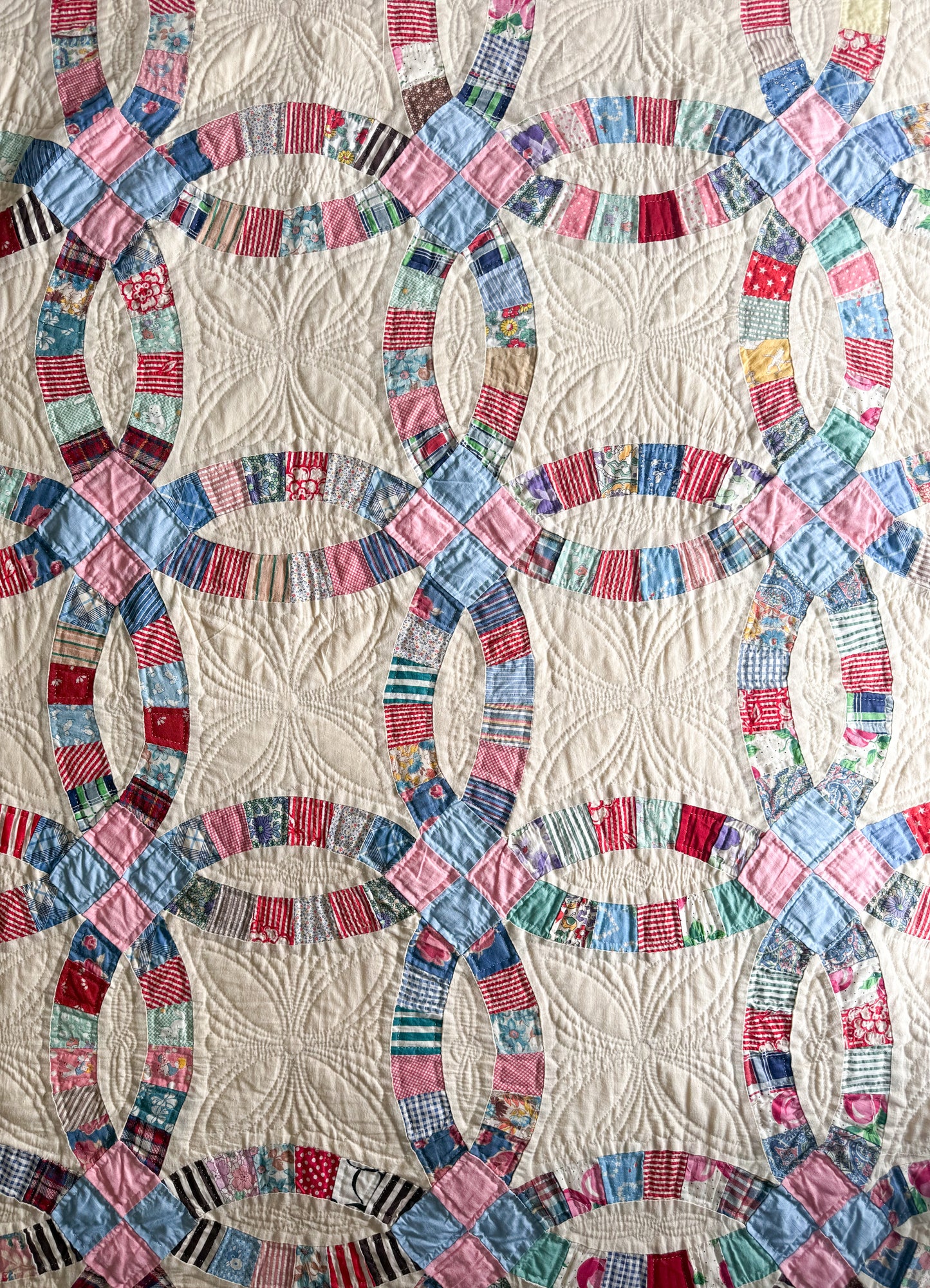 Vintage Double Wedding Ring Quilt