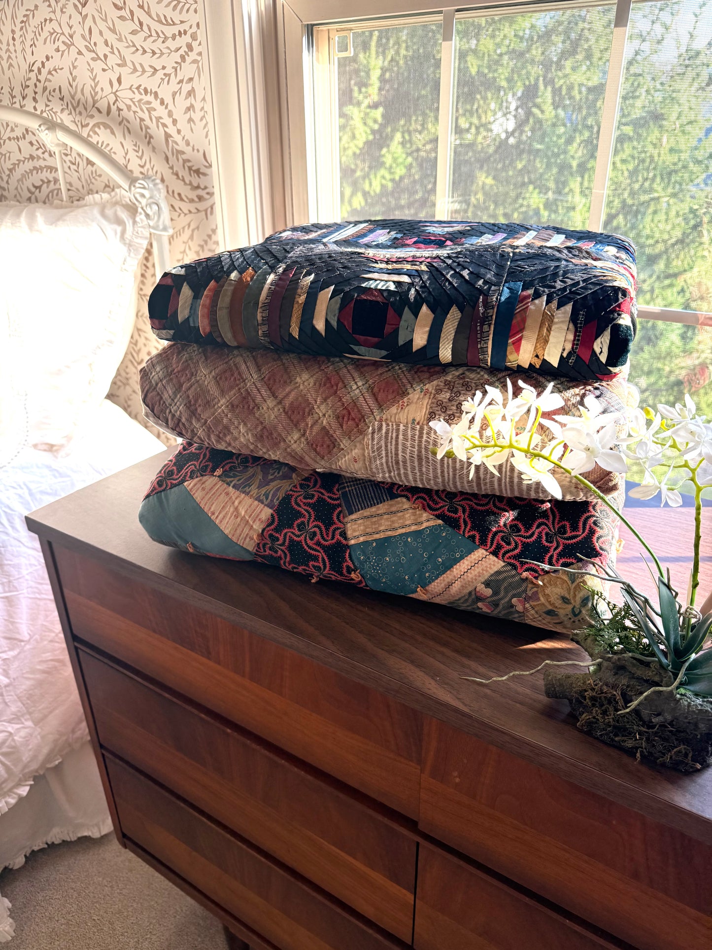 Antique Silk Pineapple Quilt