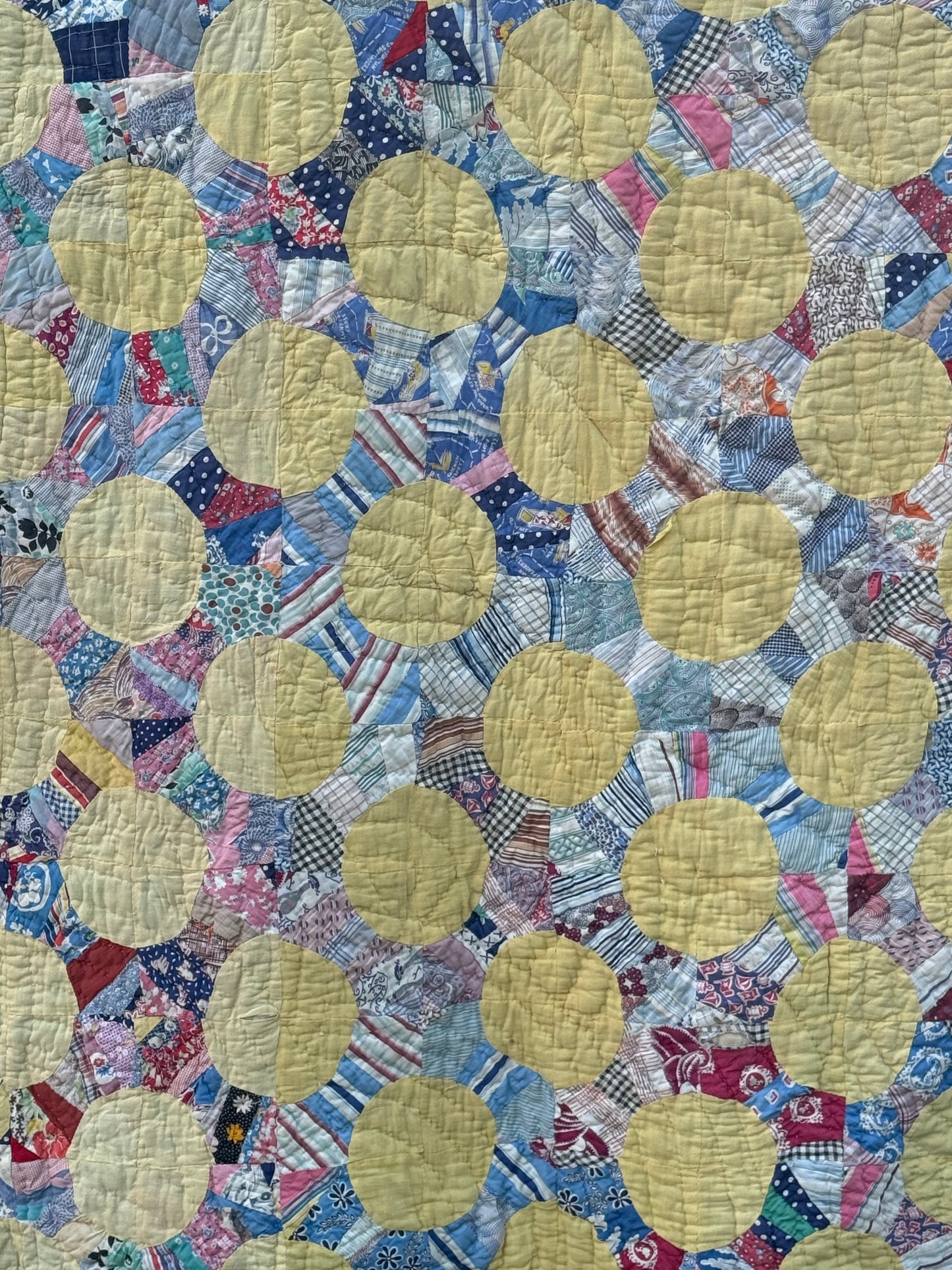 Vintage Yellow Snowball Quilt
