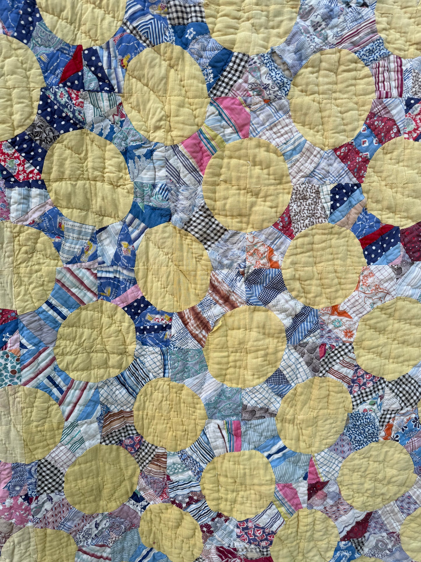 Vintage Yellow Snowball Quilt