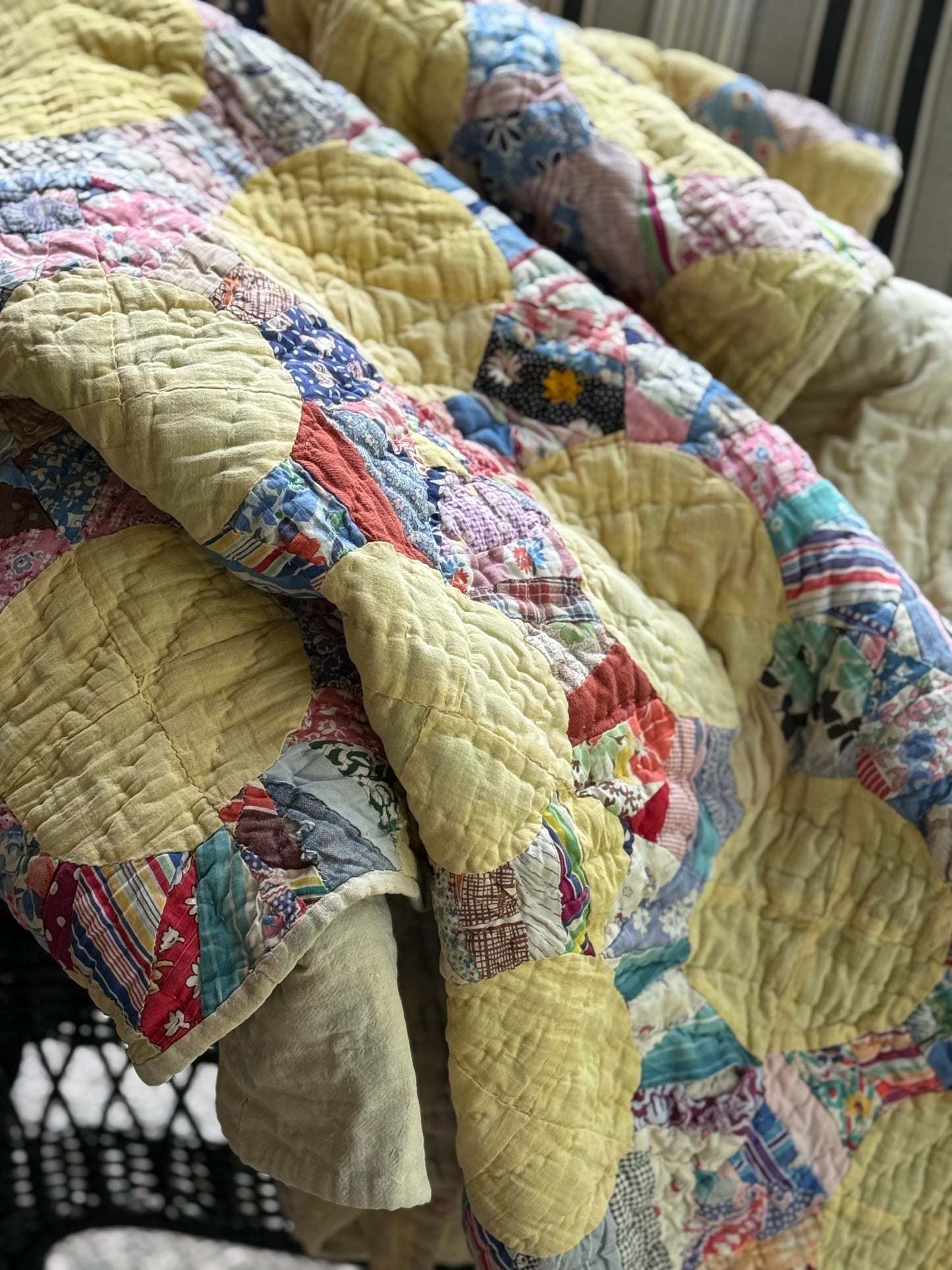 Vintage Yellow Snowball Quilt