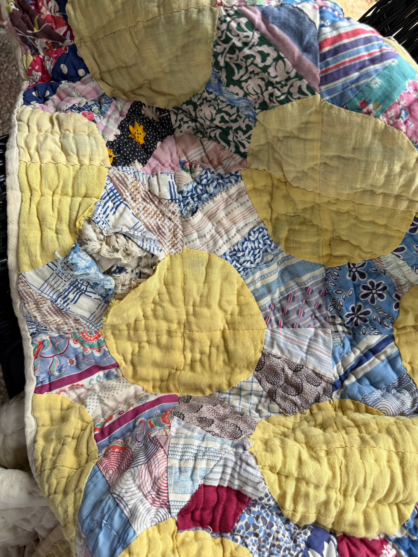 Vintage Yellow Snowball Quilt
