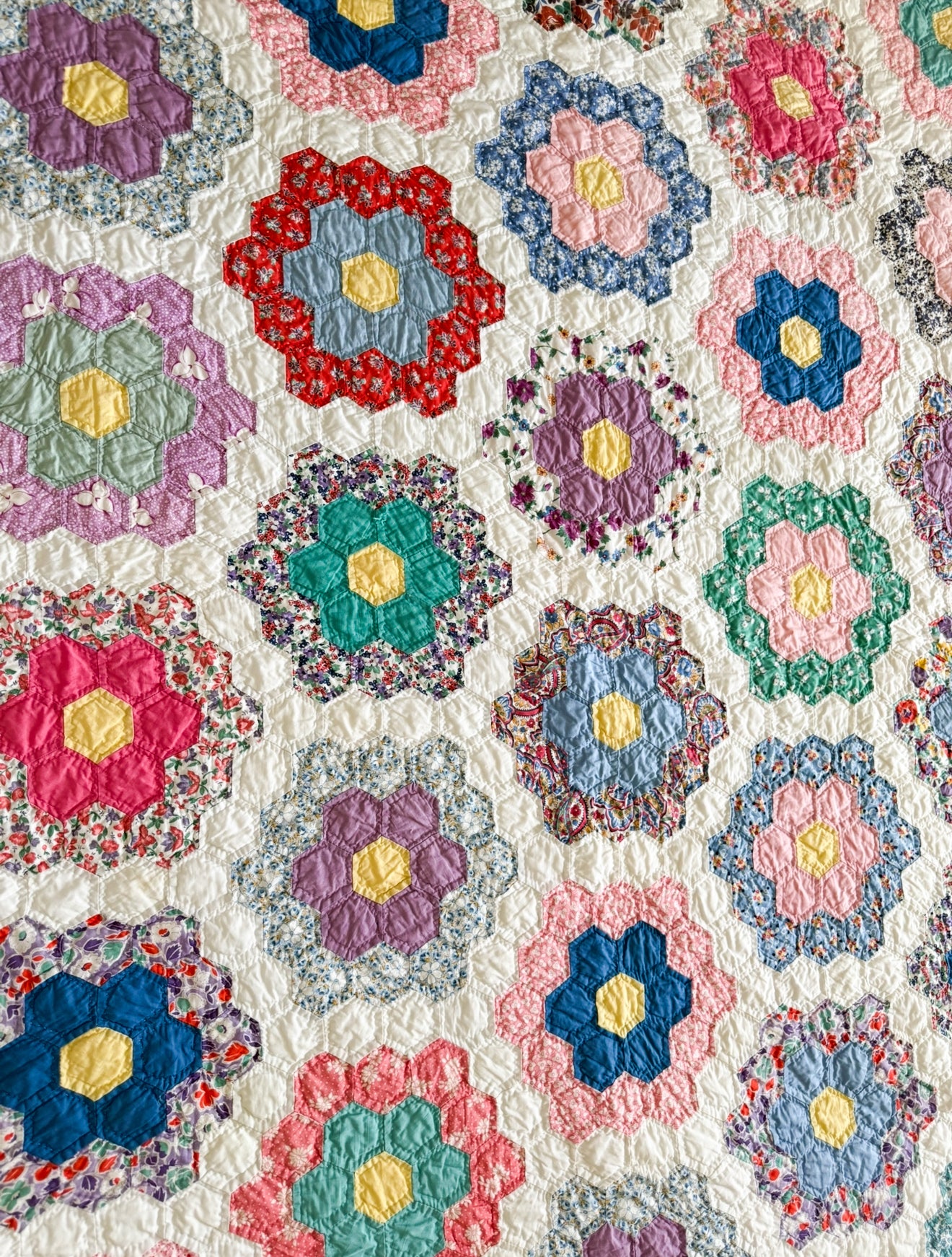 Grandmothers Flower Garden Quilt