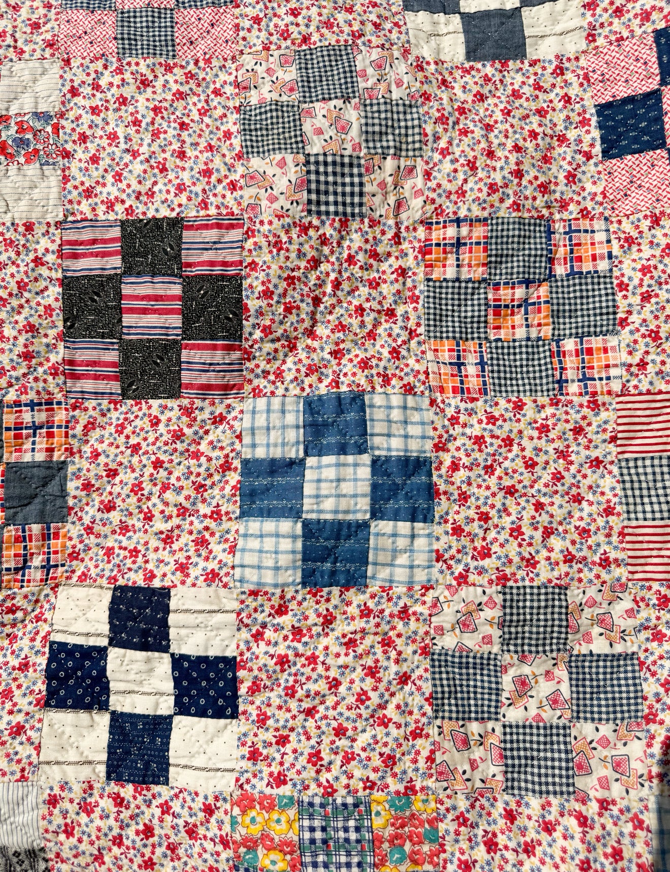 Vintage Red Floral Background Nine Patch Quilt