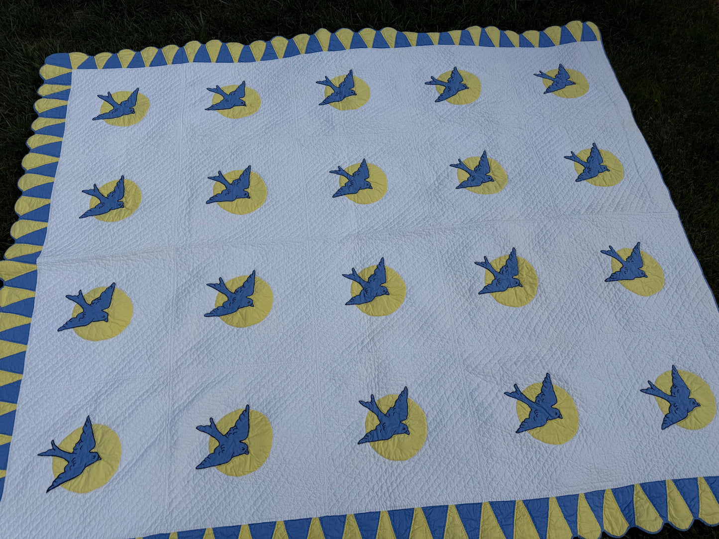 Vintage Bluebird Quilt