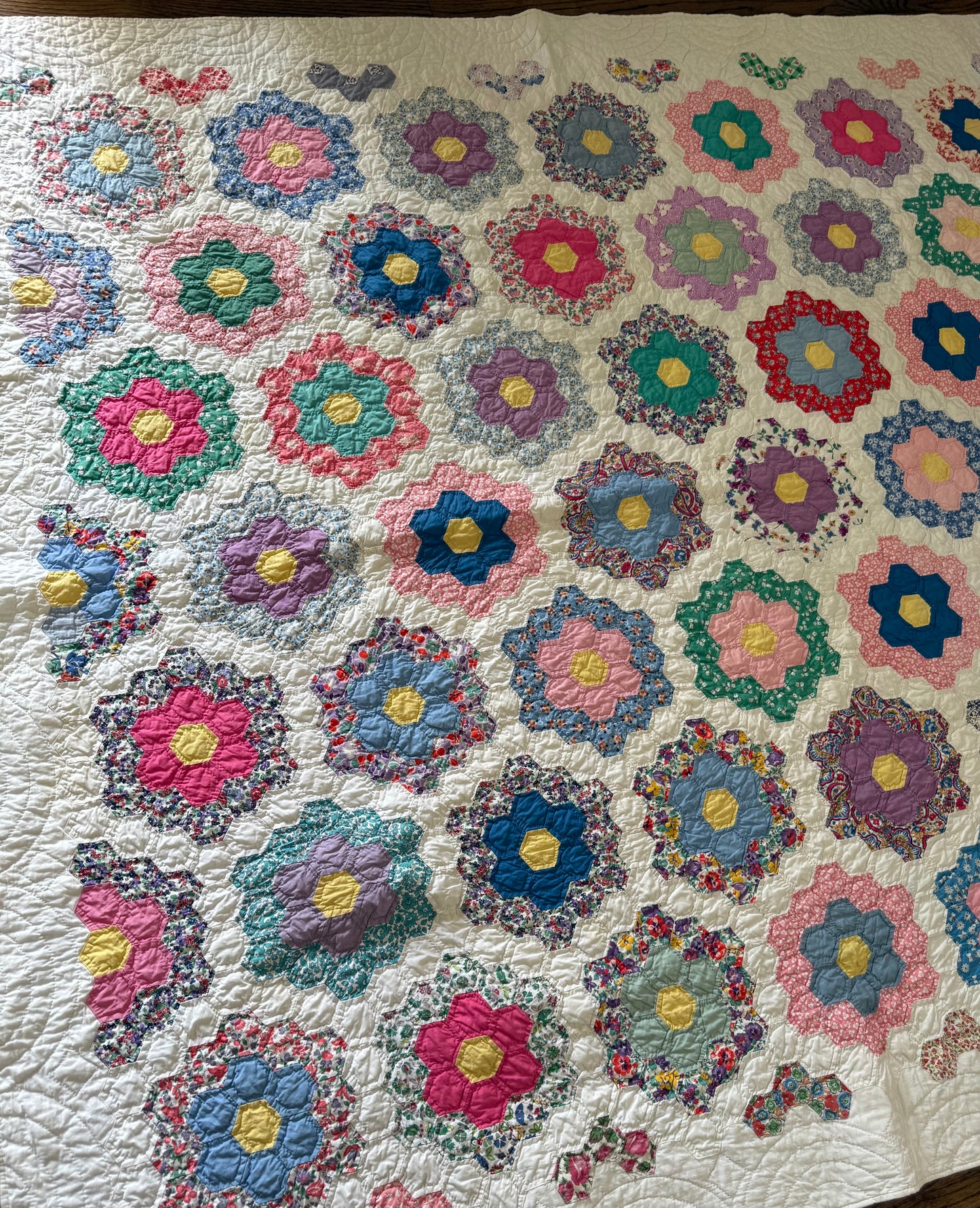 Grandmothers Flower Garden Quilt