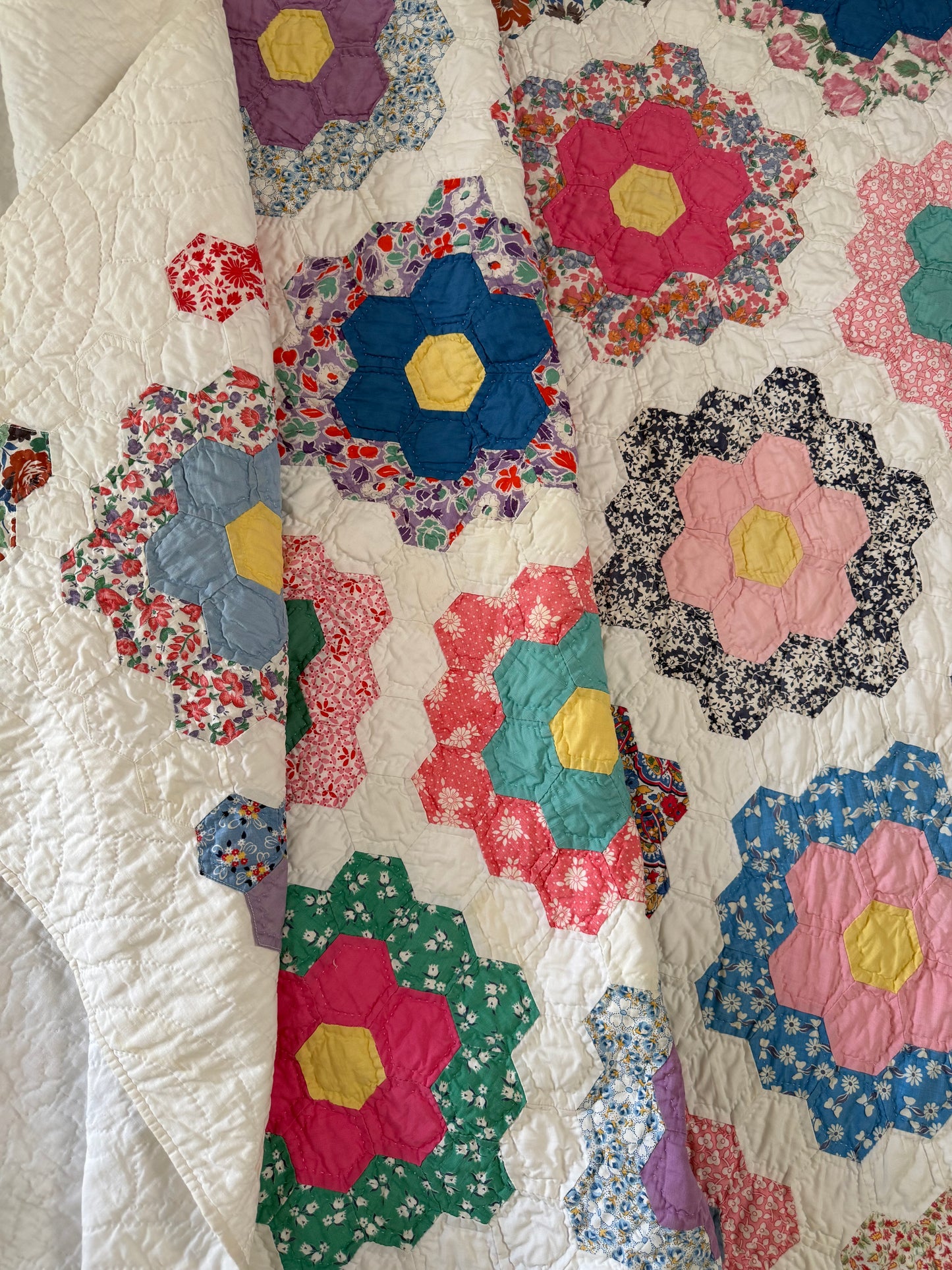 Grandmothers Flower Garden Quilt