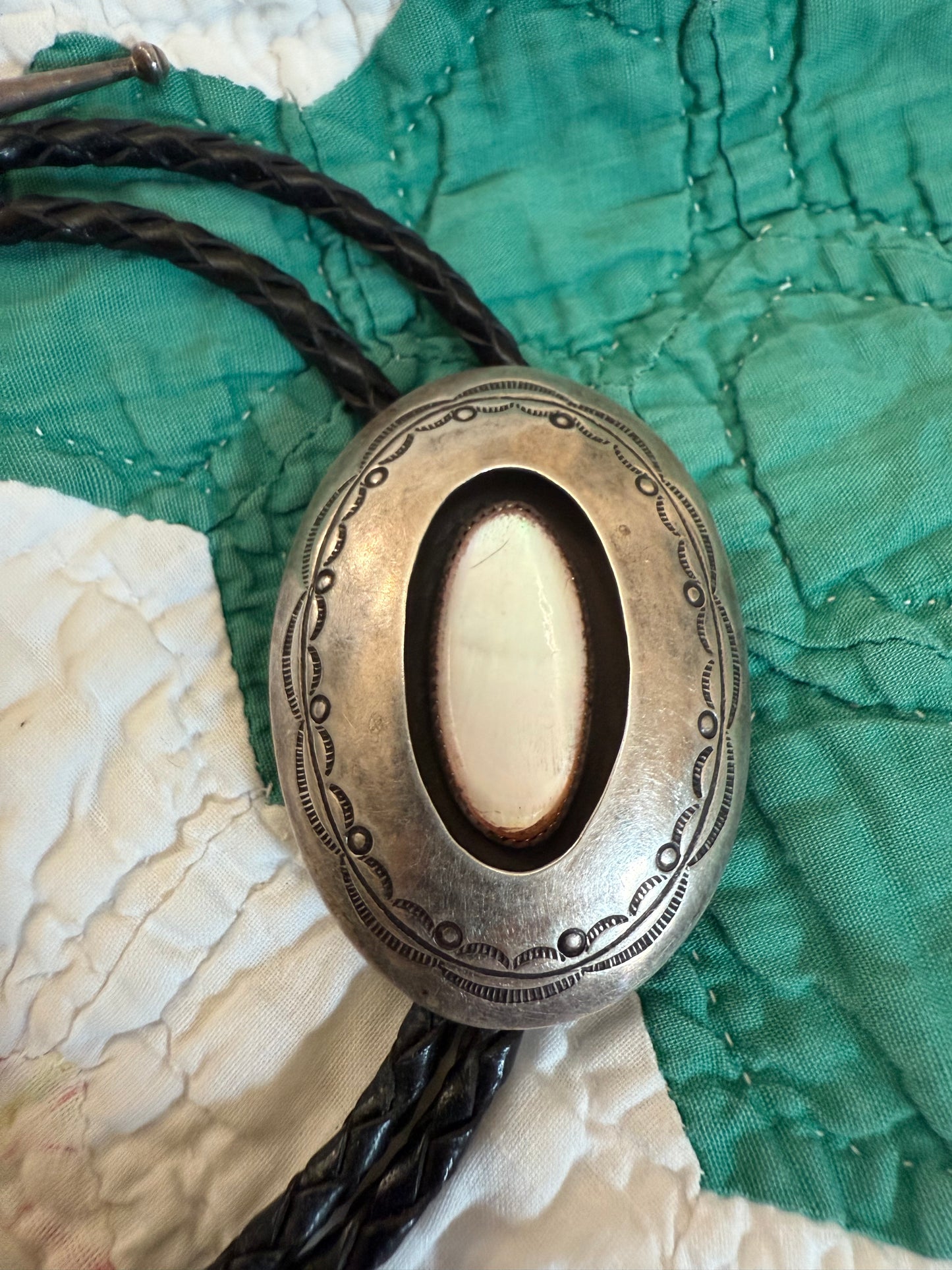 Vintage Sterling Silver Pink Mussell Shell Bolo Tie