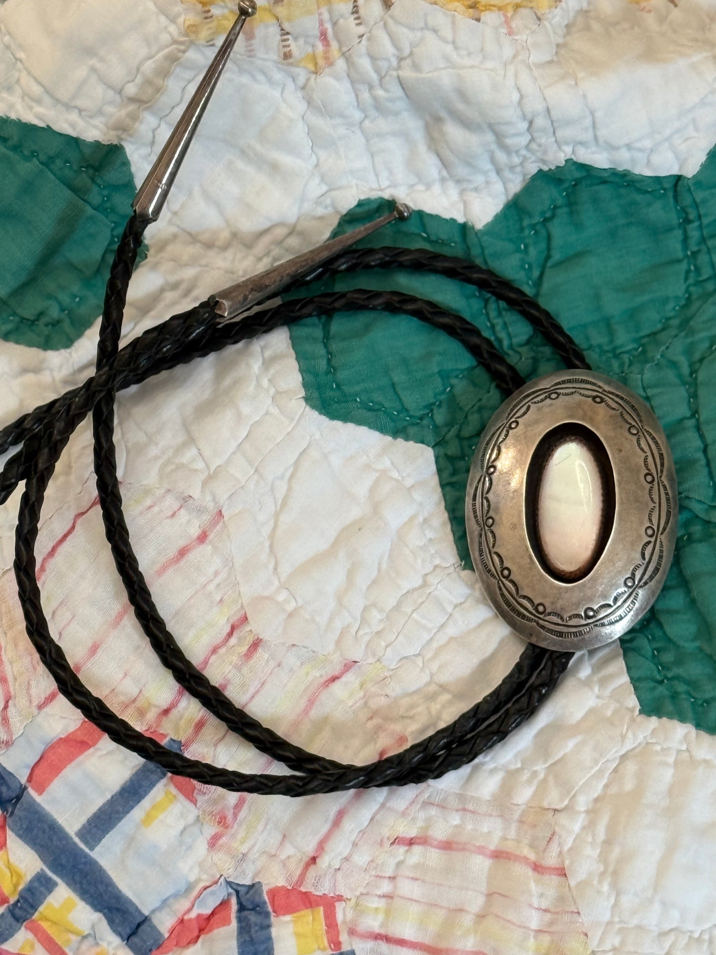 Vintage Sterling Silver Pink Mussell Shell Bolo Tie